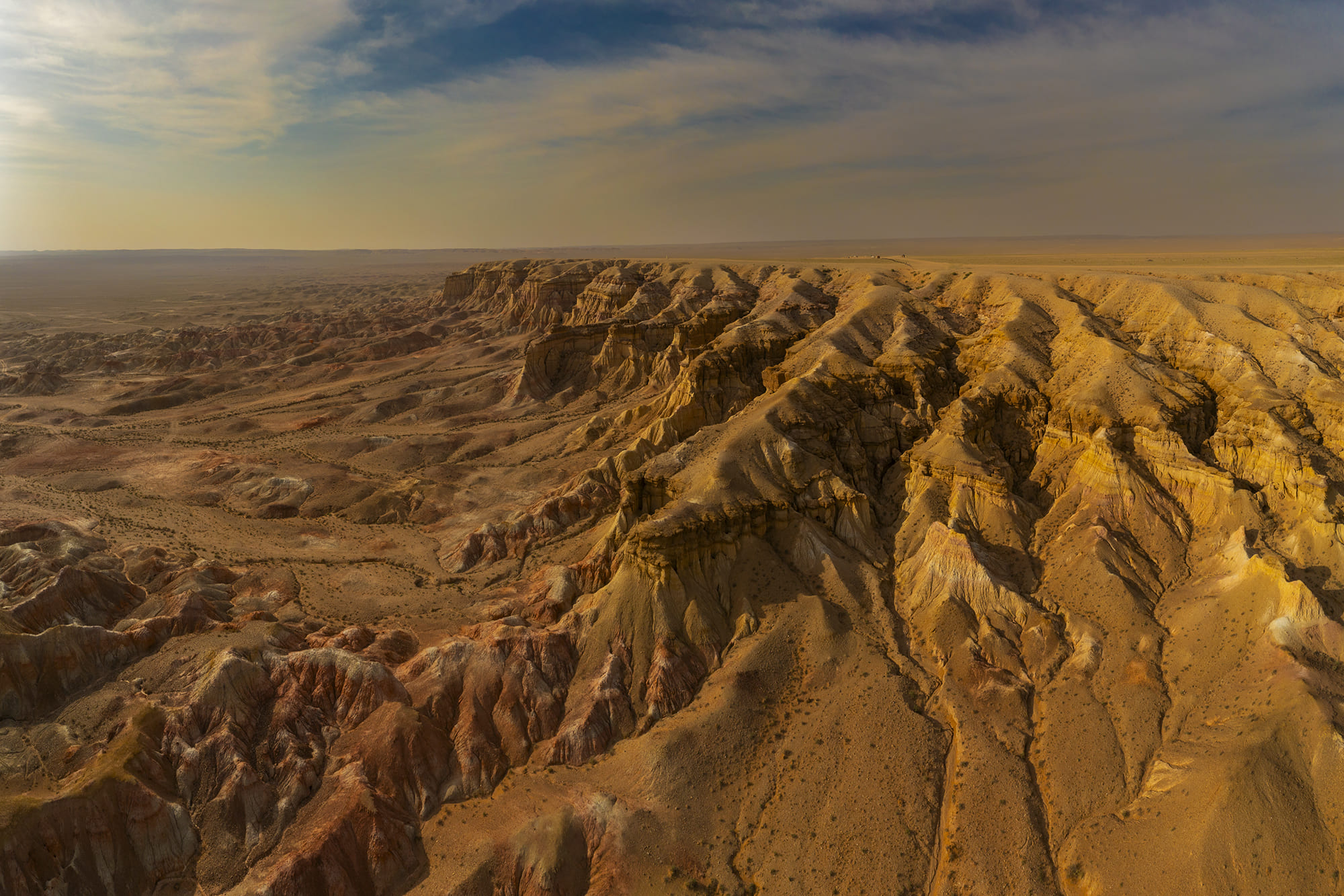 Golden Sands & Flaming Cliffs